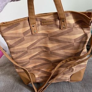 Manaola tote bag